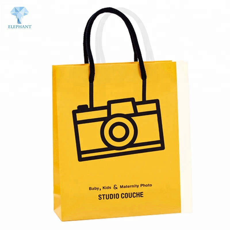 Custom hot sale latest fashion luxury baby gifts packing colored kraft paper bag